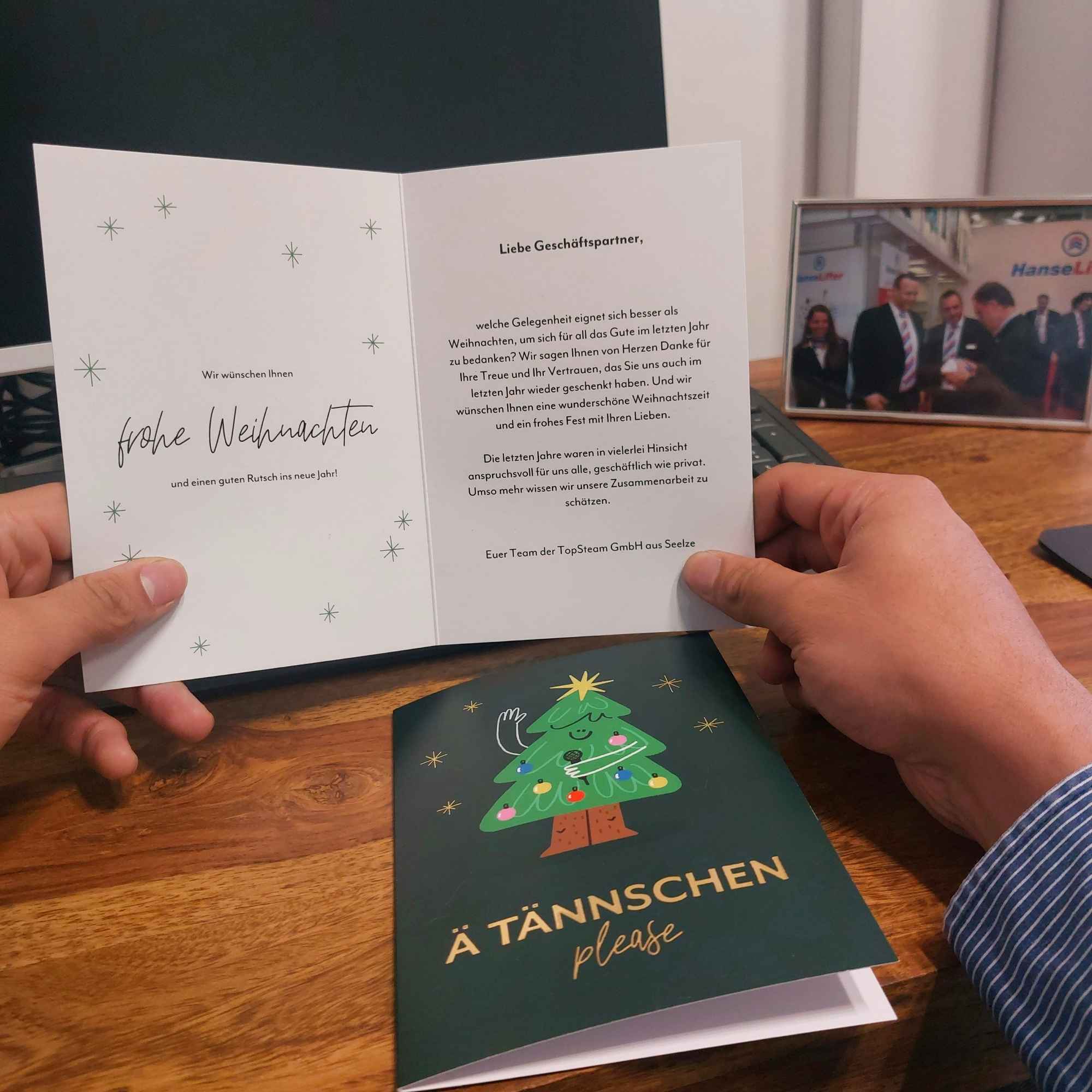 Weihnachts- und Neujahrsgrüße