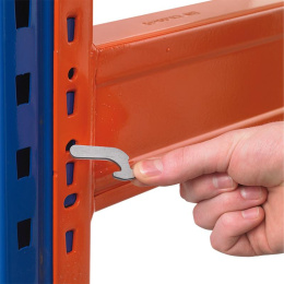 Palettenregal mit 3 Ebenen, 4 m Höhe, 8,5 m Breite - für 27 Europaletten à 500 kg