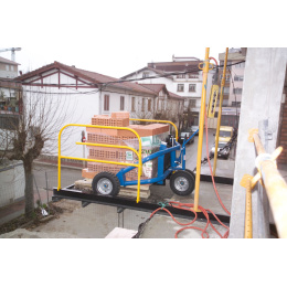 Geländehubwagen 1.500 kg - Gabellänge 890 mm - max. Palettenbreite 1.000 mm