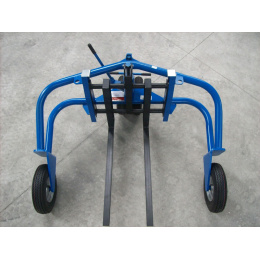 Geländehubwagen 1.500 kg - Gabellänge 890 mm - max. Palettenbreite 1.200 mm