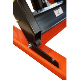 Hubtisch OSWALD EHE 2,0 t, Hubhöhe 1.000 mm, 1.600 x 1000 mm Plattform, 400V