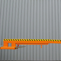 Kranarm teleskopierbar - Aufsatz für Stapler - Tragkraft 5000 kg - Orange
